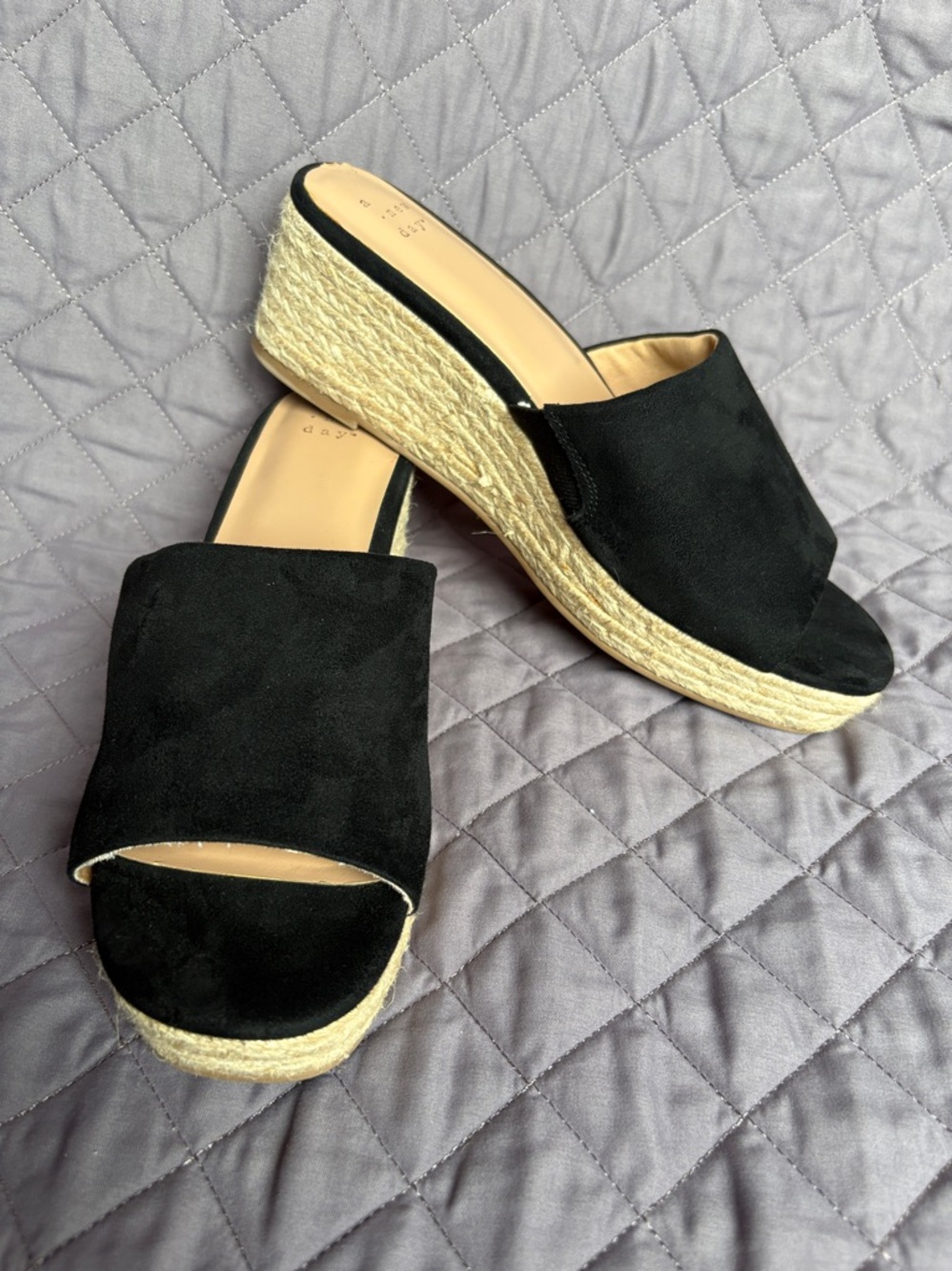 Black Espadrille Wedge Slide Sandals Women's Size 7.5 LIKE NEW